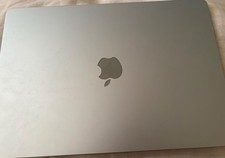 MacBook Air M4 15inch Sky Blue, 256GB SSD, 16GB Memory 100% battery health Apple