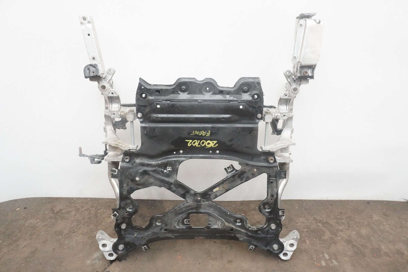Bentley Bentayga 2016-2020 Front Brace P/N 4M0399315P