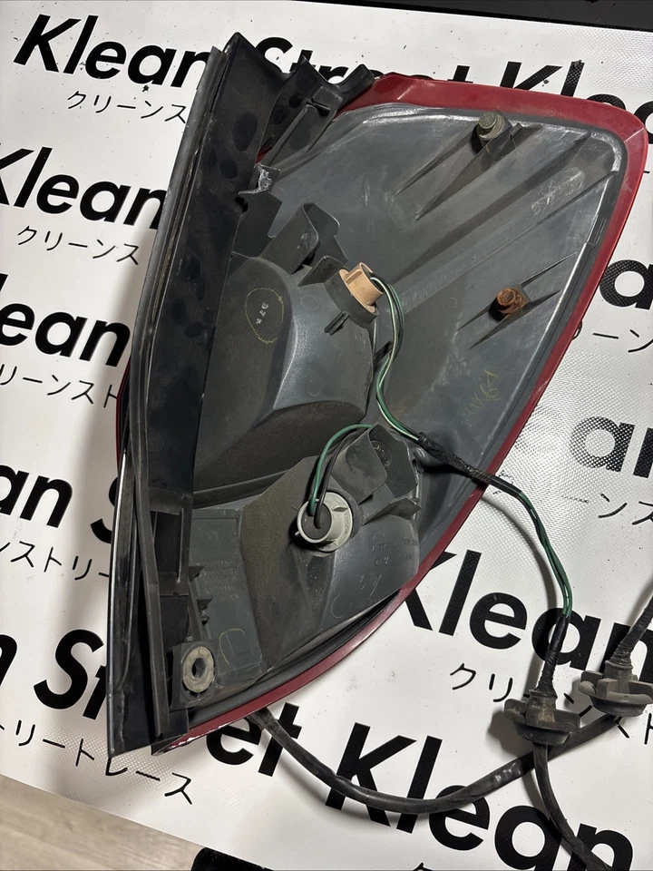 Subaru Genuine Legacy Outback BPE BP5 BP9 05-07 Tail Light Left Right Pair OEM - Image 4 of 4