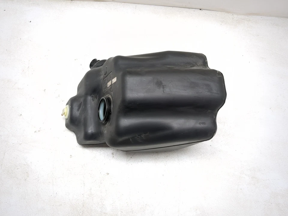 14-20 Polaris Slingshot SL Petrol Gas Fuel Tank Assembly 5439290 - Image 2 of 4