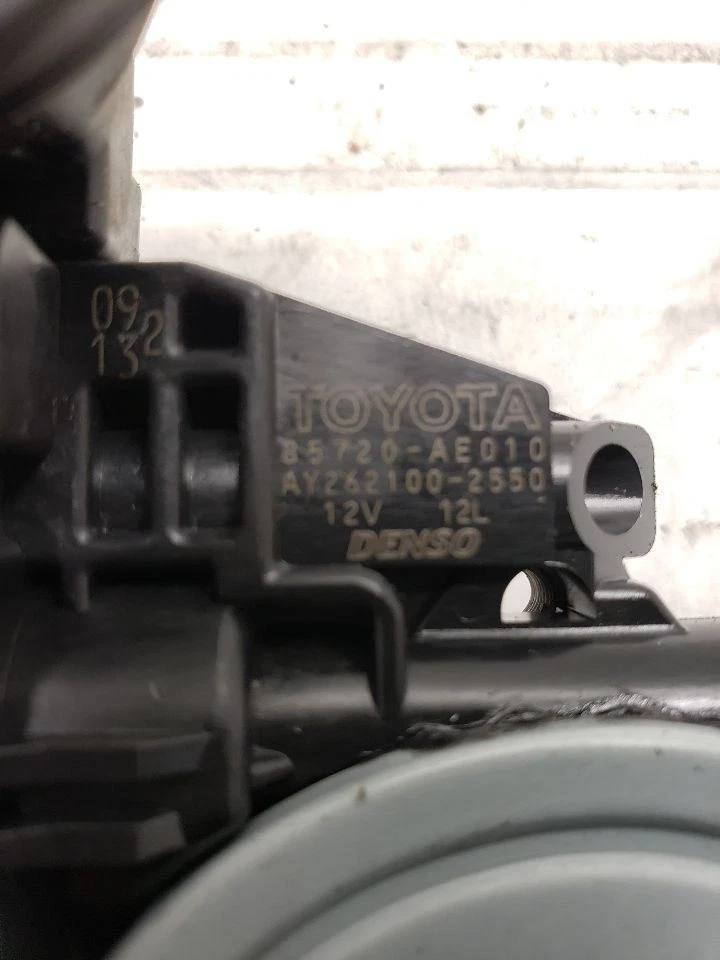 Motor de ventana eléctrica puerta delantera con plumón automático se adapta 04-21 TUNDRA 1400078 Foto 3 de 4