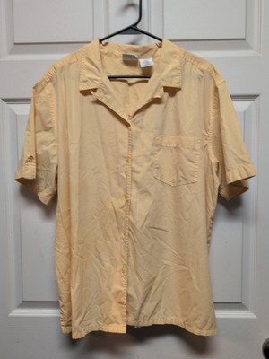 Bobbie Brooks Women's Shirt  Size  22W/24W  Short  Sleeves  Vanilla Wafer Yellow