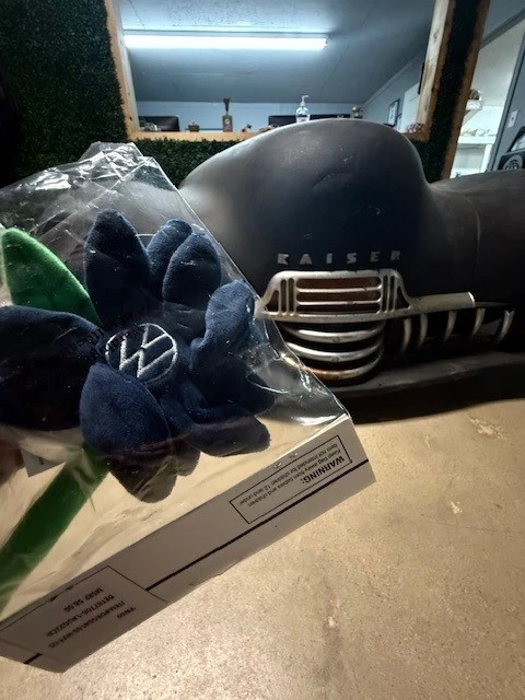 (1) OEM приборной панели синий цветок плюшевый маргаритки VW Volkswagen жук совершенно новый DRG04100B - Изображение 3 из 4