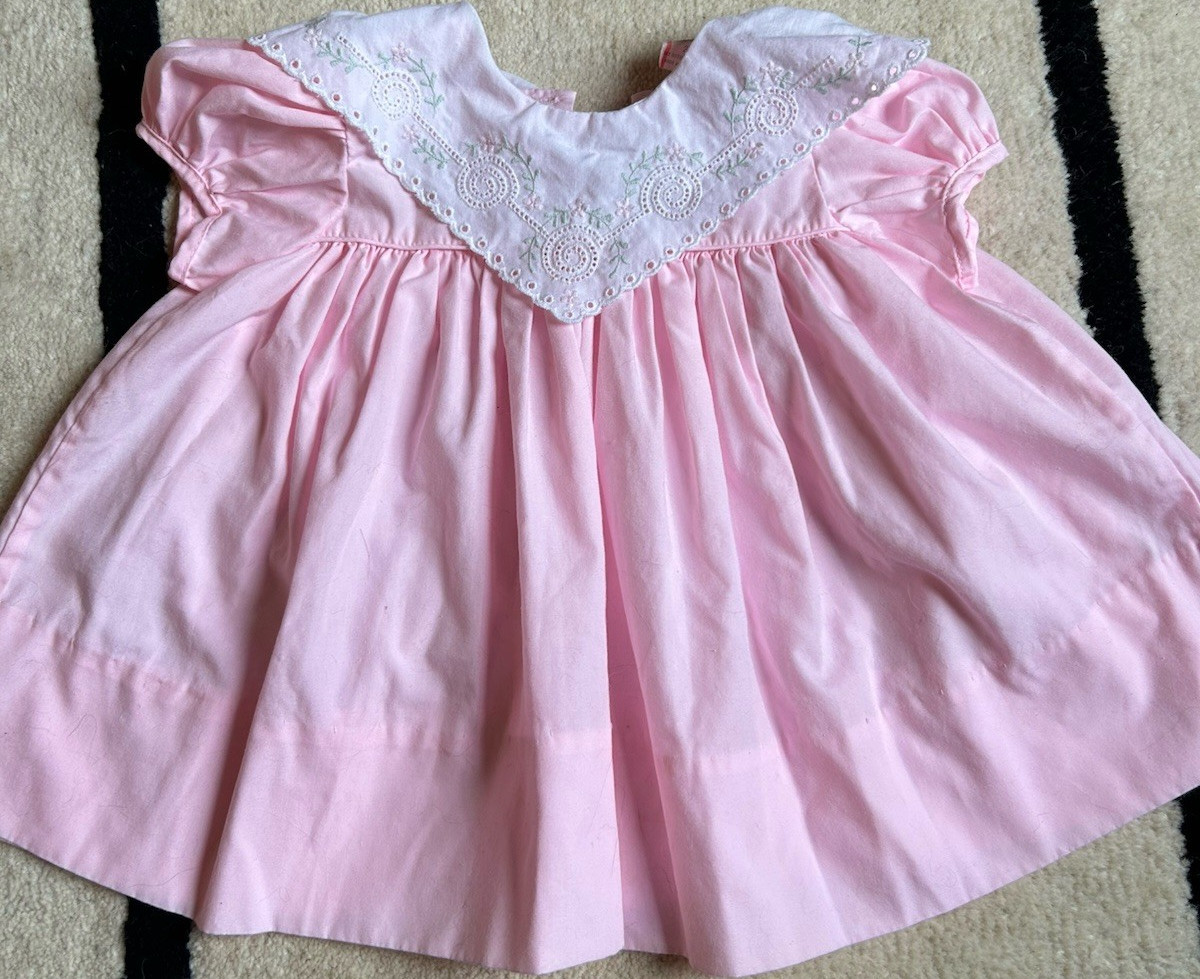 Vintage babydoll style Girl Pink Puff Sleeve Collared Lace Embroidered Dress 12m