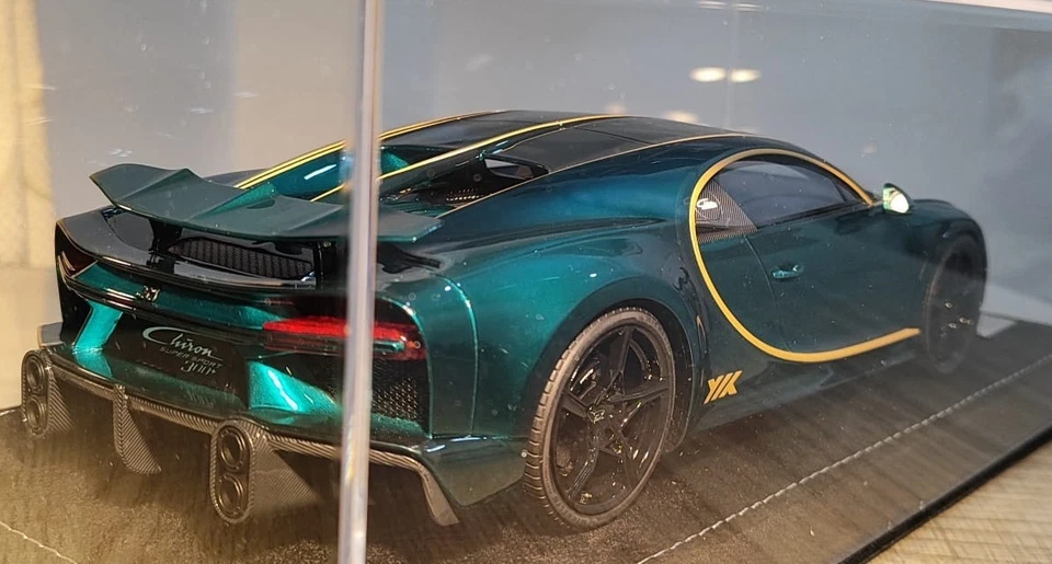 *SALE* 1:18 HH Bugatti Chiron Super Sport Artemis Gold 30 PCS Henson Heaven - Image 4 of 4