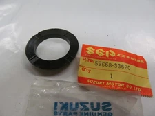 Suzuki GT380 GT500 GT550 Diaphragm Plate 59668-33620
