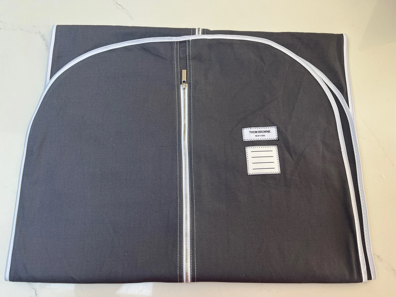 Thom Browne Tuta Abito Copricappotto Proteggi Borsa Indumenti Nuovo Spedizione Gratuita