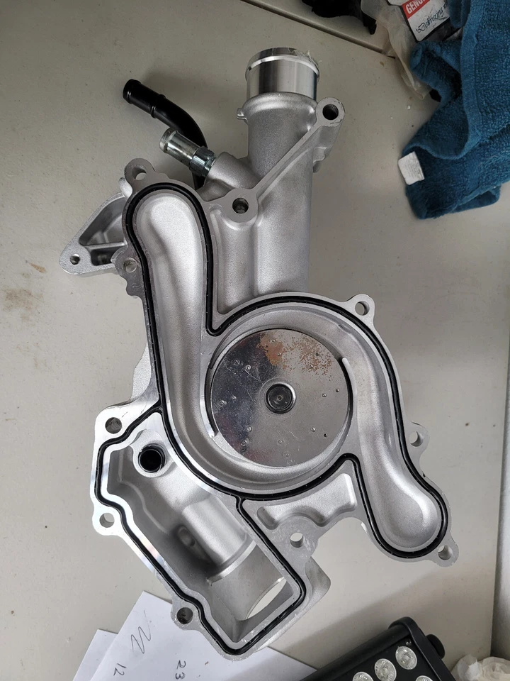 For Dodge Ram 2500 2003-2008 USMW Professional Series US7168 Engine Water Pump - Image 2 of 4