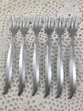 Castle Court CCS10 Satin Stainless 6 Seafood/Cocktail Forks Flatware Japan