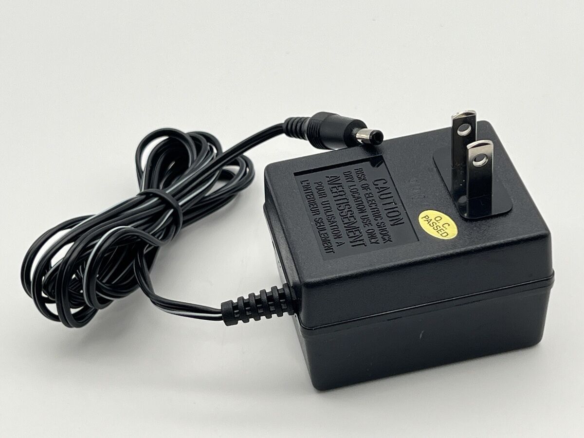 Aiwa Charger AC Adaptor Model No AC-A62U 120V 60Hz 11W Plug Aiwa Charger AC Adaptor Model No AC-A62U 120V 60Hz 11W Plug