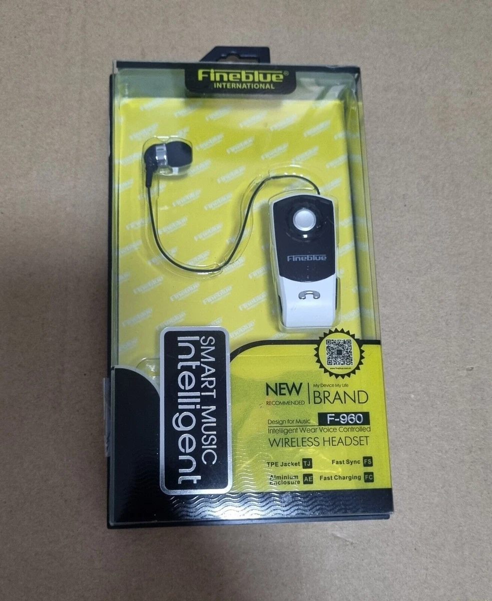 Earbuds vibrating outlet
