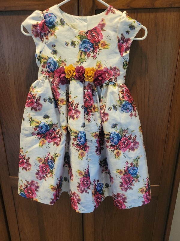 Girls Size 6X Flowered Dress By Laura Ashley London Excellent Condtion