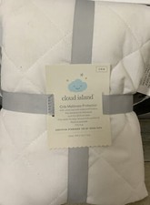    Cloud Island Waterproof Fitted Toddler Mattress Protector   With Defects   