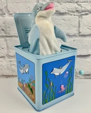 2020 Jack Rabbit Creations Jack in the Box Dolphin Plush Tin Musical *TESTED*