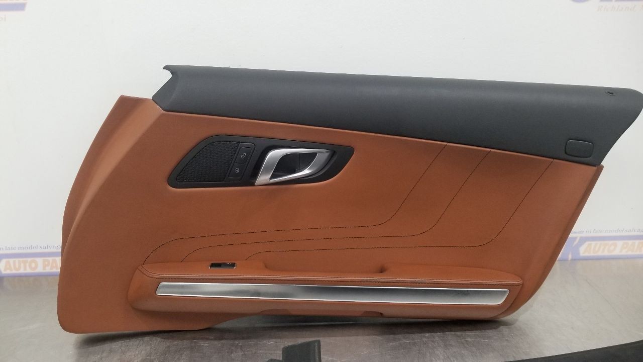 11 MERCEDES BENZ SLS AMG C197 INTERIOR DOOR TRIM PANEL SET RIGHT PASSENGER BROWN