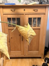 Antiker Jugendstil-Schrank um 1910 – Massivholz – Weichholz – Vitrinenglas