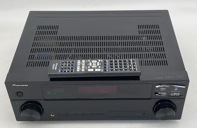 Pioneer VSX-520-K 5.1-Channel 3D Ready A/V Receiver bundle with Remote Control