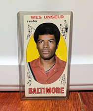 Topps 1969-70 Topps Wes Unseld Rookie Card #56 Baltimore Bullets Basketball. rookie card picture