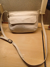VINTAGE. Real Leather White Handbag. Excellent Quality