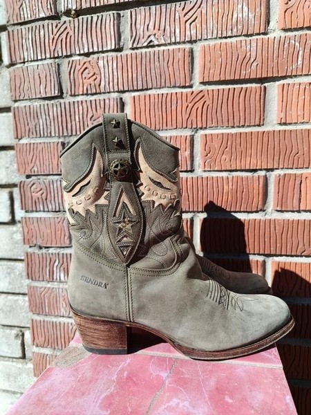 Women Sendra Boots Khaki Nubuck 40