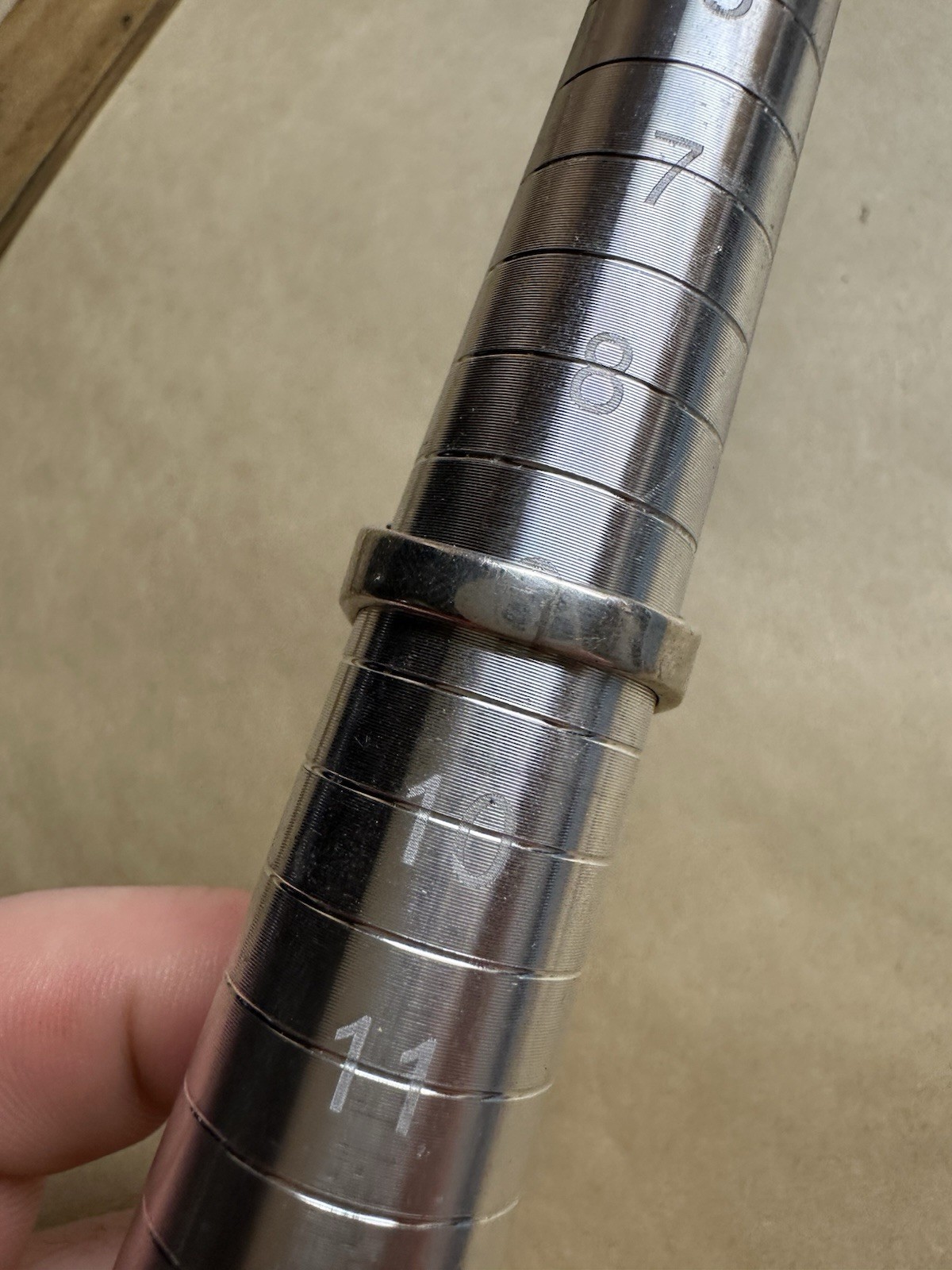 Sterling Silver E Initial Signet Ring - image 3