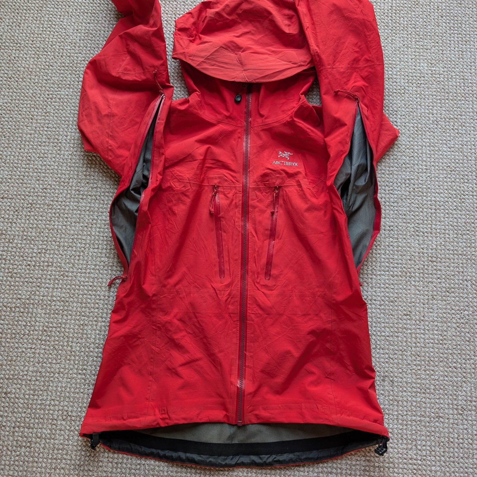 Arc'teryx Alpha LT Goretex Pro Rosso Donna Medium #ARC323