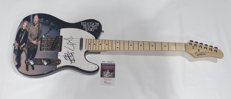 THE TEDESCHI TRUCKS BAND SIGNED CUSTOM ELECTRIC GUITAR DEREK SUSAN JSA COA