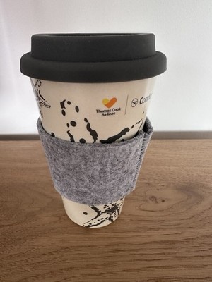 Condor Kaffeebecher Thomas Cook Airlines Amenity Kit Sammler Socken Kopfhörer