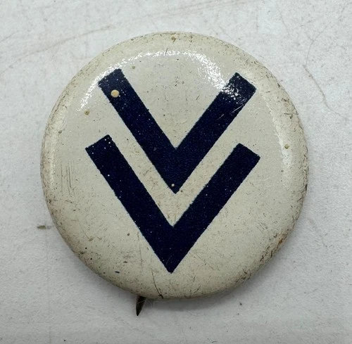 WW2 era US V for Victory Home Front Button Pin Lapel Badge Double Military