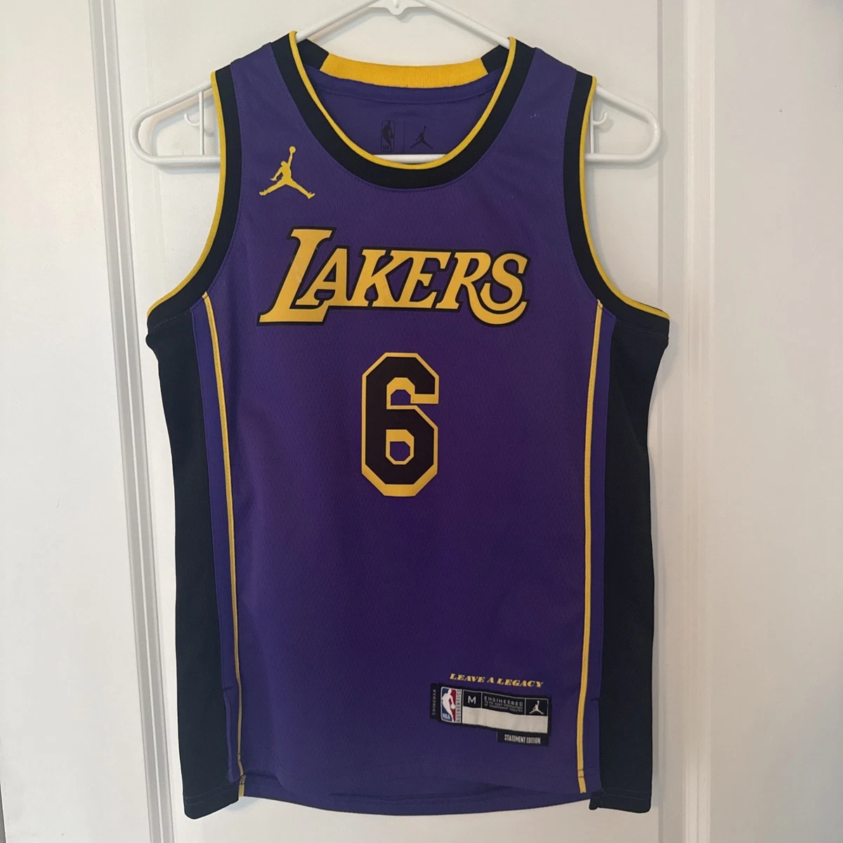 ウェア Jordan Lakers LeBron James Preços baixos em Lebron James Roxo Los Angeles Lakers Roupas e ウェア