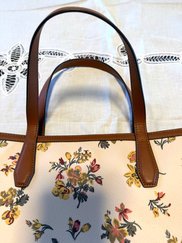 Tory Burch Kerrington Rose Floral Tote Bag - Picture 7 of 11
