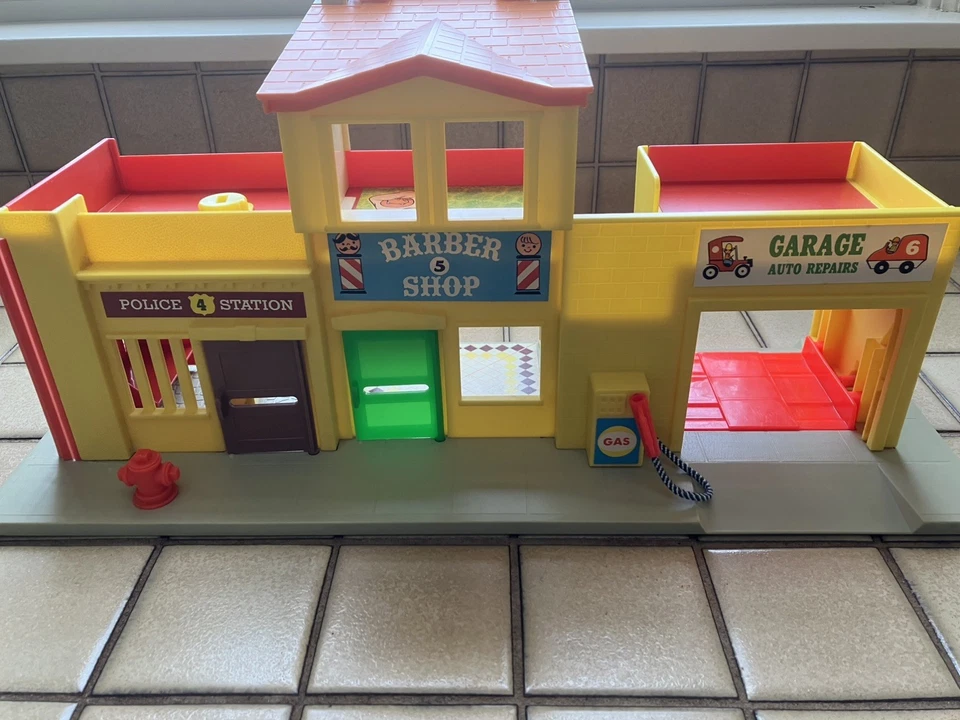 Conjunto Fisher-Price vintage da década de 1970 #997 Play Family Village, quase completo - Imagem 3 de 4