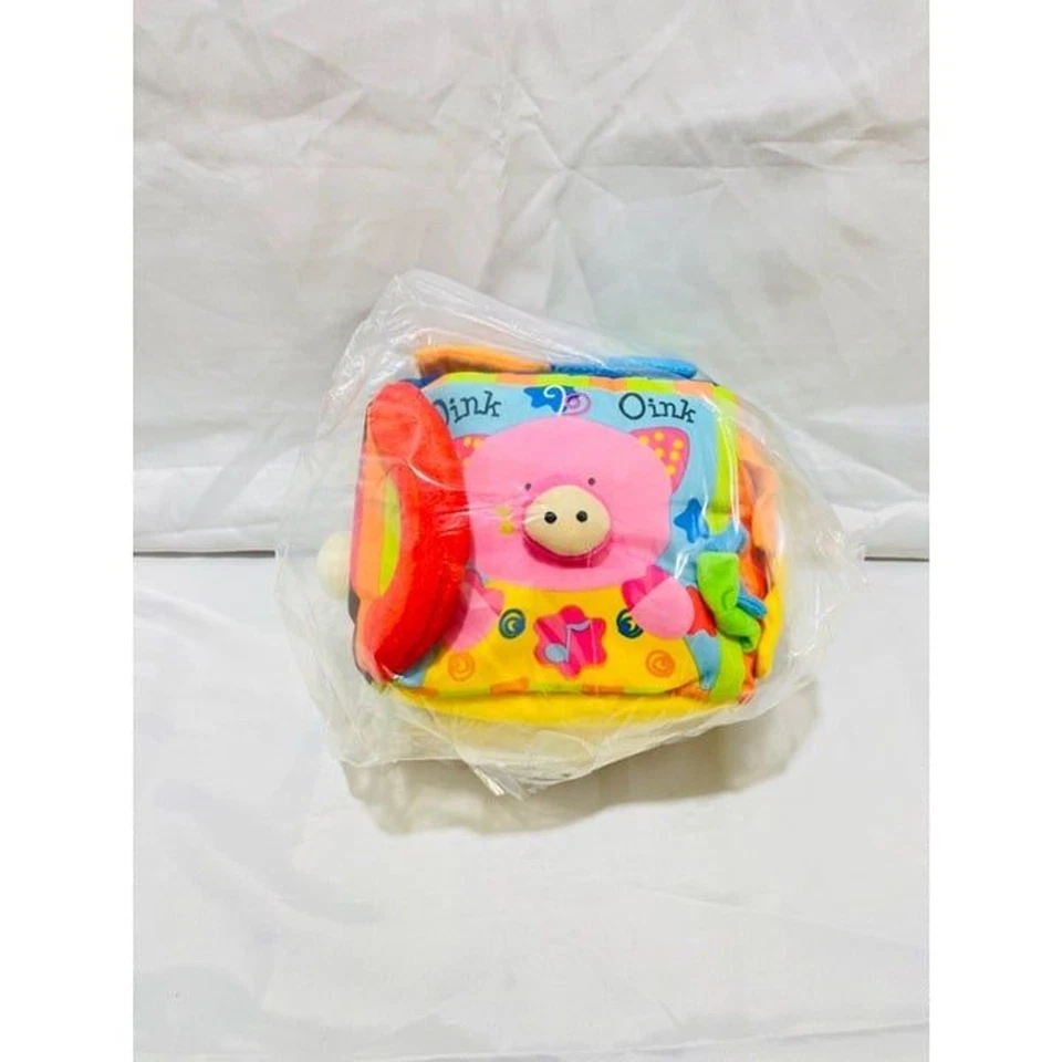 Melissa & Doug Kids Musical Farmyard Cube Learning Toy for Babies 6 Months Plus - Image 2 of 4