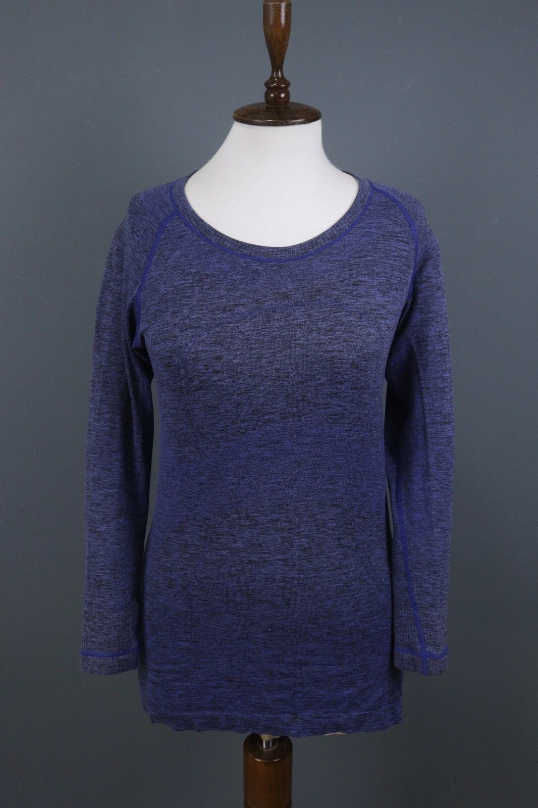 Lululemon Blue Crew Neck Long Sleeve Stretch Base Layer Top Blouse Size 10