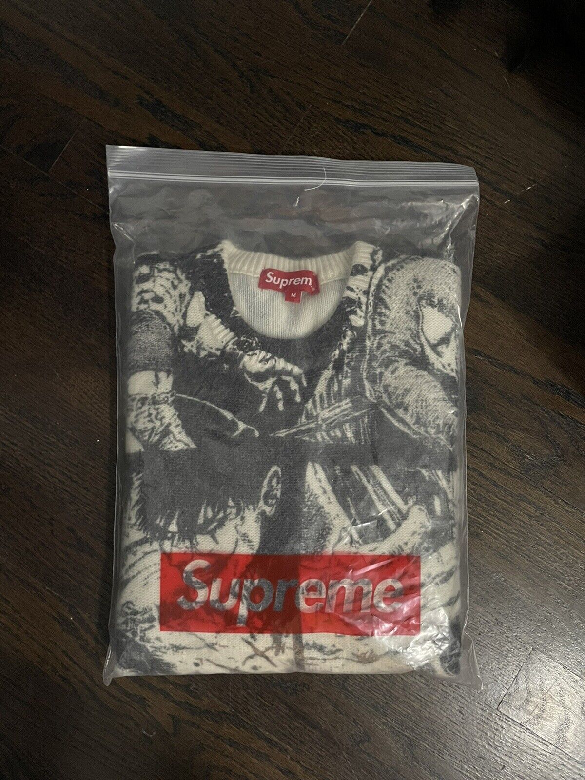 Supreme The Crow Sweater Size Medium White FW21 Supreme New York 2021