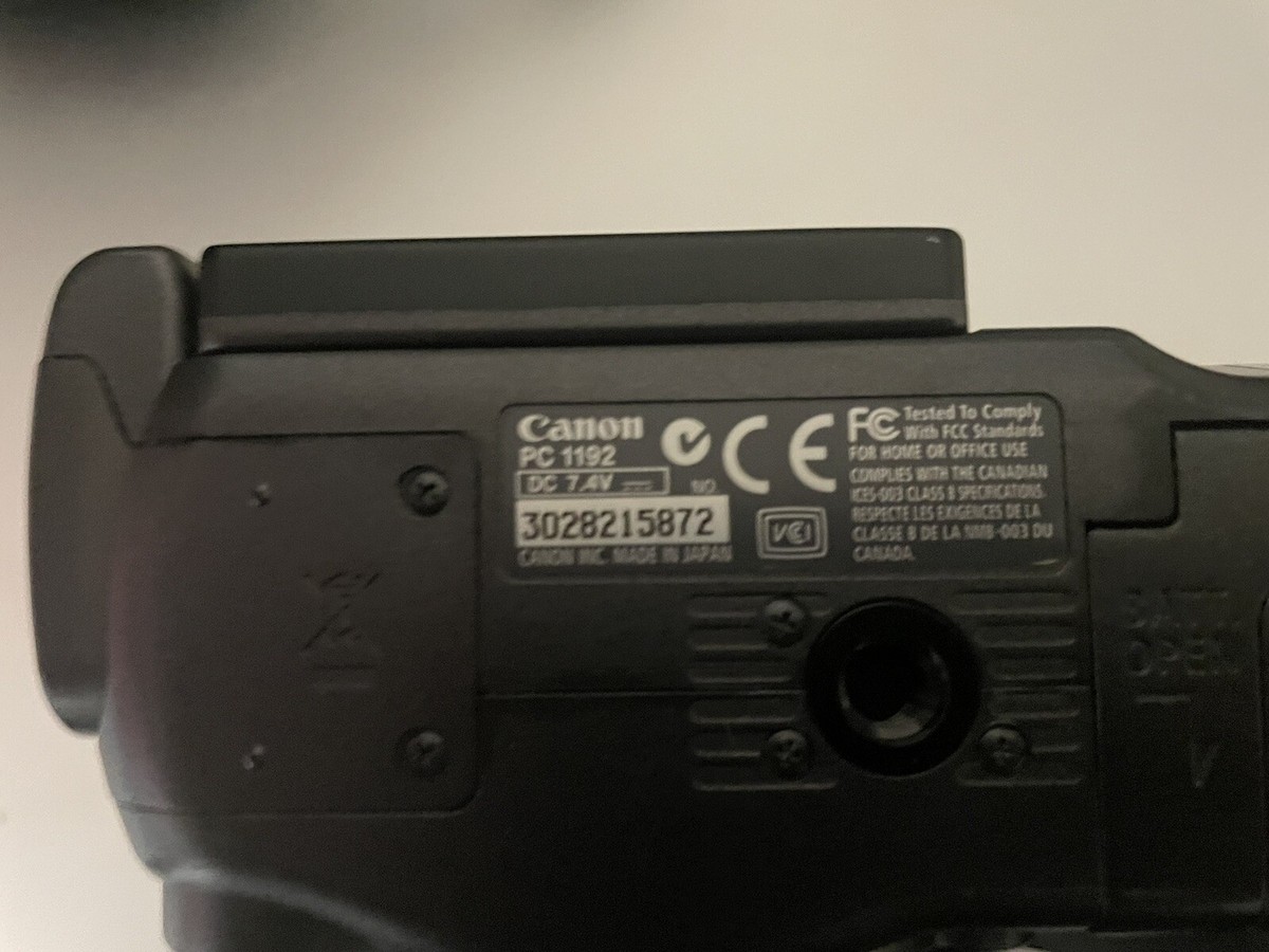 CANON PowerShot S3 IS PC 1192 Digital Camera + CASE LOGIC