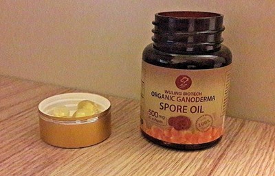 100% Pure Reishi Mushroom Extract 30.5% Triterpene Ganoderma Lucidum