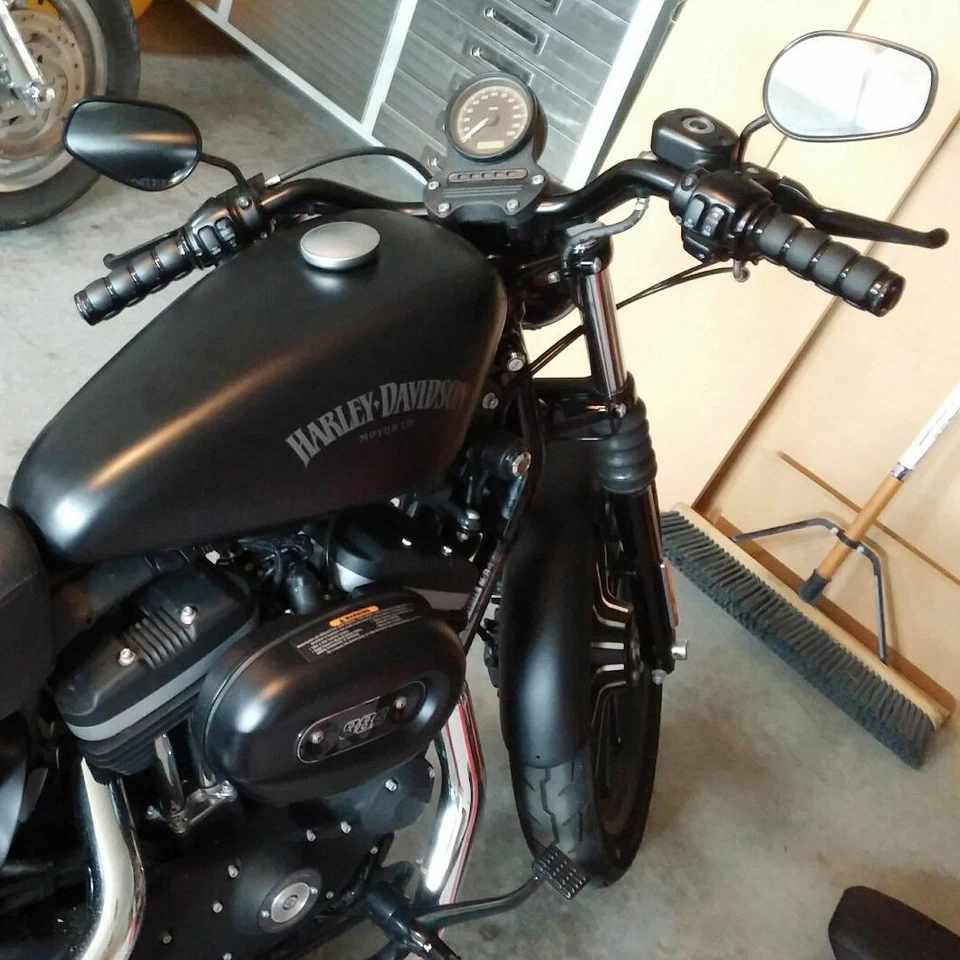 Motorcycle 1" Handlebar Hand Grips For 2005-2011 Harley Sportster 883 Low XL883L - Image 2 of 4