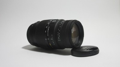   Sigma DG 70-300mm 70-300 mm 4-5.6 - Canon EOS Analog Digital  