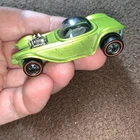 Mattel Hot Wheels Redline 1968 US Lime Beatnik Bandit Ed Roth.Champagne Interior
