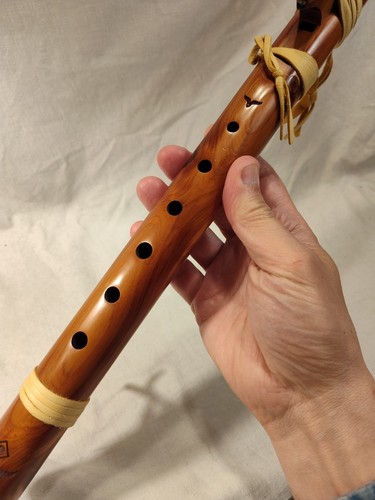 High Spirits Native American Wooden Flute A Key - Picture 11 of 24