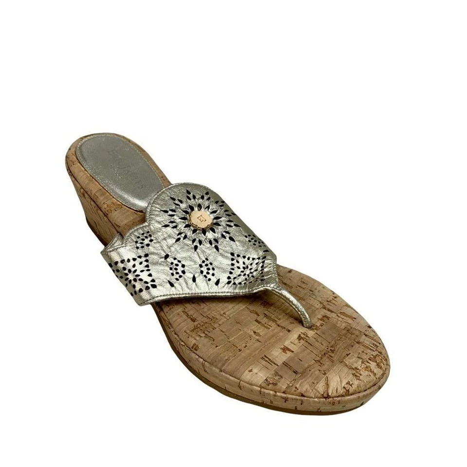 Sandalias Eric Javits Tanga Cuña Corcho Cuero Dorado con Recortes 10 ESTRECHAS Foto 2 de 4