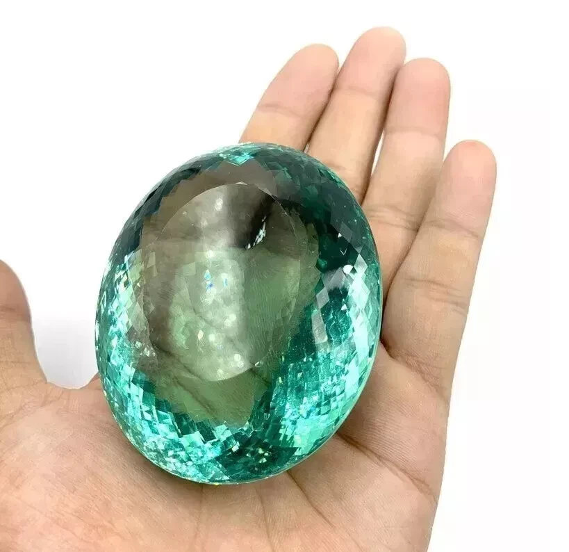 Ocean Blue 156.55 Ct Certified Huge Topaz Oval Cut Brazilian Natural Gemstone - Image 2 of 4