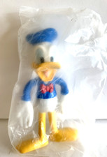 Kellogg Walt Disney World Resorts Donald Duck Bendable Figure Cereal Toy 4"