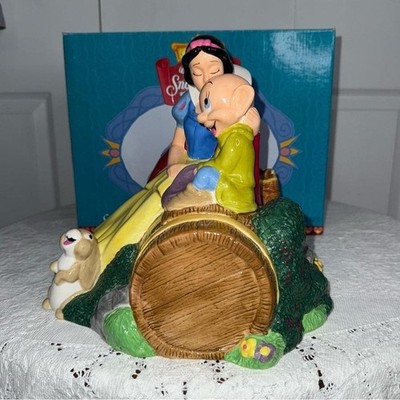 RARE Vintage Disney Treasure Craft Snow White kissing Dopey Cookie