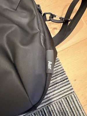 AER Commuter Brief Laptop Briefcase Bag