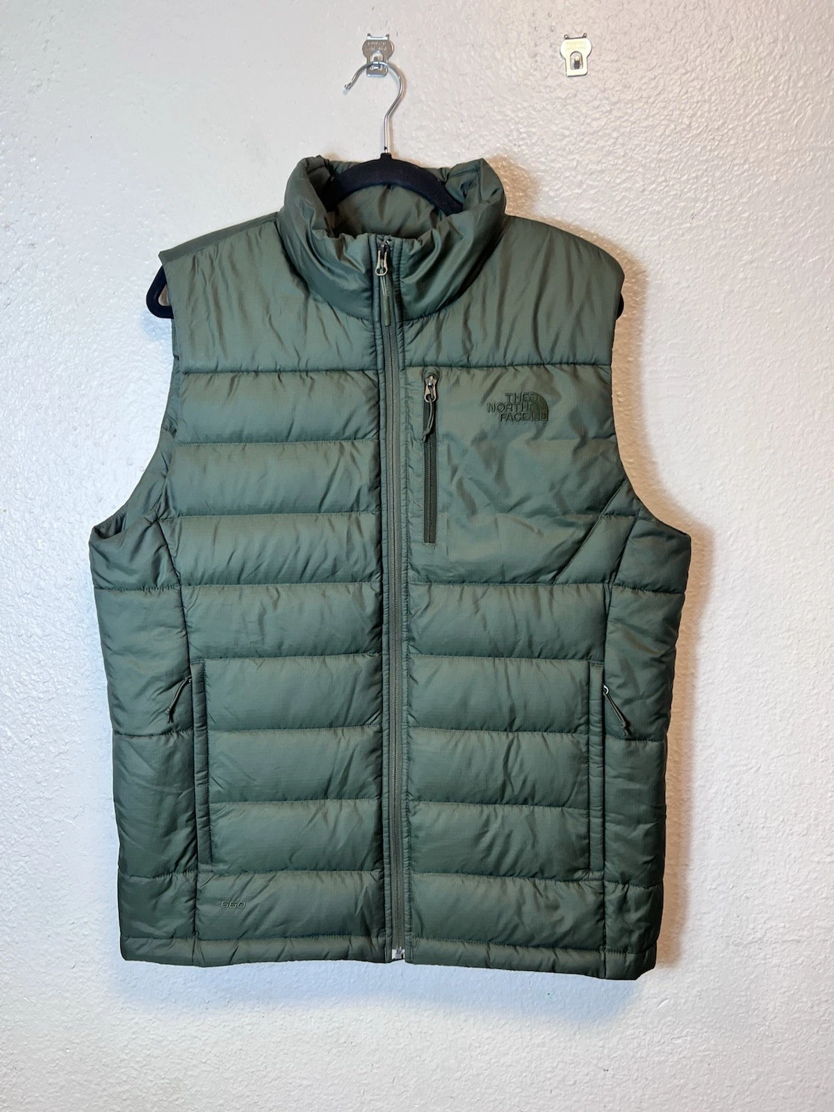 The North Face Aconcagua 550 Down Puffer Vest Mens M Green NF0A2TCD F16