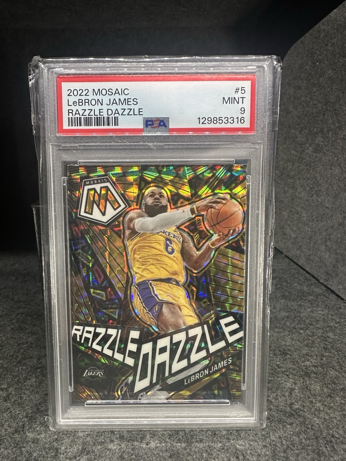2022 Panini Mosaic Basketball LeBron James #5 Razzle Dazzle PSA 9 Lakers SP