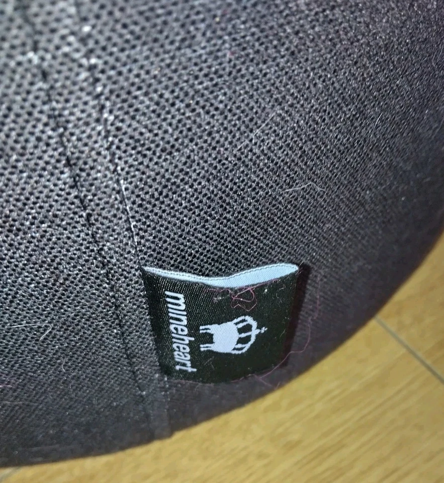 Mineheart Bubblegum Portrait Lady Round Foot Stool Pouffe Young & Battaglia - Image 4 of 4