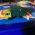 Maisto Green Garbage Truck